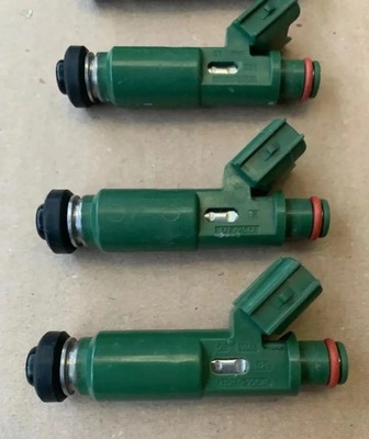 TOYOTA AVENSIS CELICA MR2 COROLLA 1.8 VVTI 01-08 FUEL INJECTORS 2325~39613 