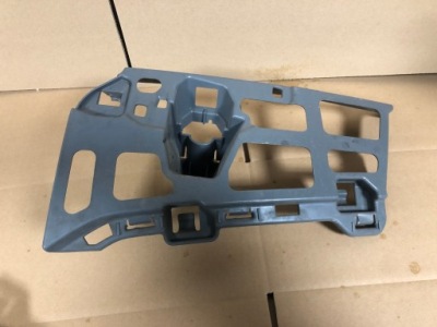 Напрямна бампера лівий перед skoda octavia iv фото №1