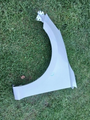 Mazda 2 ii dj 2014- крыло левый перед фото №1