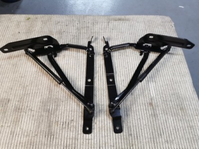 Петли крышки задний jaguar f-type cabrio фото №1