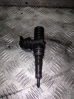 Насос-форсунка skoda octavia 2 1.9tdi 038130073b6 фото №1