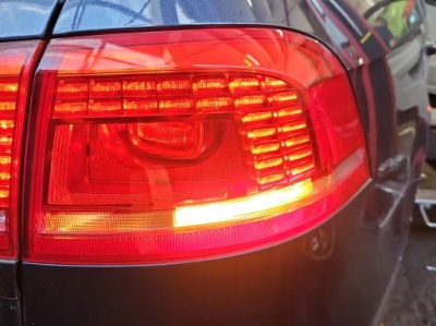 Лампа задня права vw passat b7 зовнішня w крила led kombi 10-14 фото №1