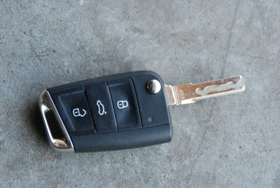 Ключ pilot vw golf vii оригинал фото №1