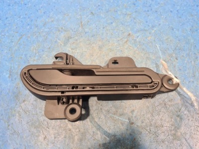 Tesla model y ручка задний  правая 1528115-00-c фото №1