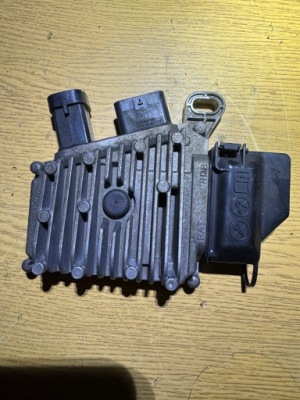 Блок управления аккумулятор задняя citroen ds7 crossback 9842667980 фото №1