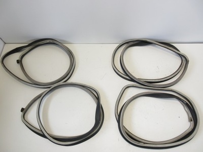 Seat toledo ii прокладка дверь задняя задняя левая фото №1