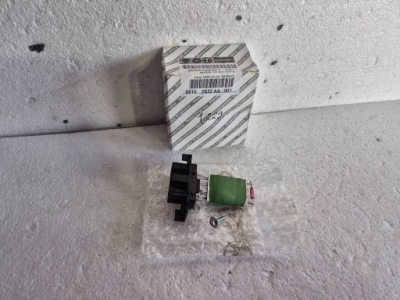 Резистор вентилятор 55702407 / 68100532aa fiat ducato corsa d/e 5 pin фото №1