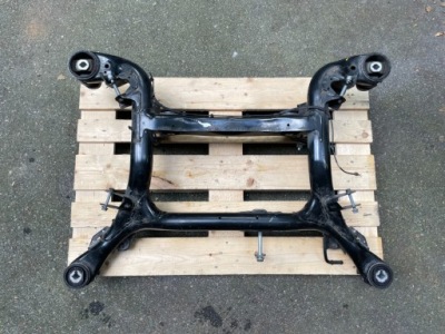 Подрамник подрамник задняя audi q7 4m oem фото №1