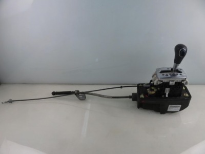 Домкрат audi a4 b6 1.9 tdi автоматична коробка передач 8e1713111r фото №1