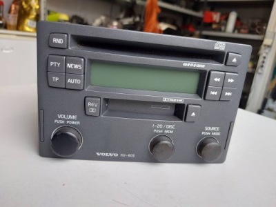 Volvo v70 радио заводской 30887084 фото №1