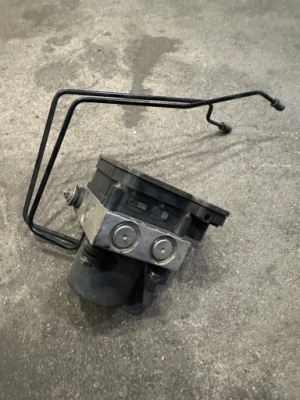 Mercedes vito v klasa 2.2 насос abs a4479004002 фото №1