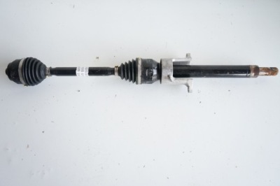 Приводной вал передняя правый  bmw u11 u06 новый model 9884798 фото №1