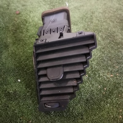 Opel astra k решётка обдув правая 13406755 фото №1