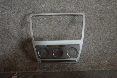 Skoda octavia ii fl рамка радіо фото №1