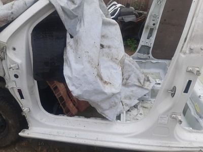 Fabia iii блок двигуна a перед передній лівий поріг середина фото №1