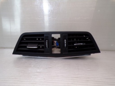 Середня решітка обдув mercedes w207 2078300054 фото №1