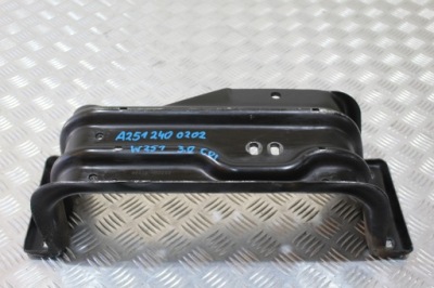 Кронштейн підпора коробки r-klasa w251 amg a2512400202 фото №1