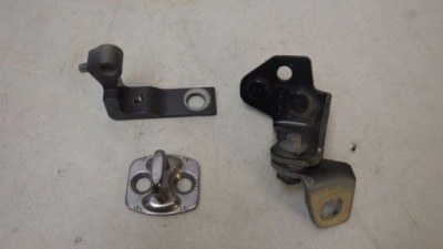 Петля петли засов дверь правый задняя fiesta vii mk8 st hb h1bb-a26810-ad фото №1