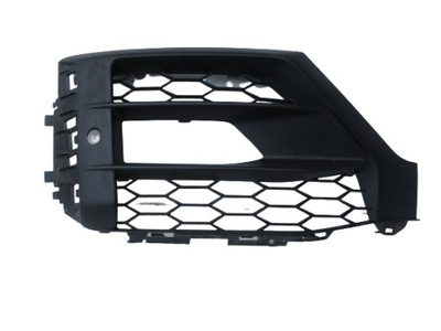 Audi q2 81a s line решітка заглушка права 81a807682 фото №1