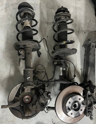 Fiat 500 поворотный кулак перед левая 07- фото №1