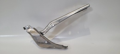 Правий петля кришки skoda rapid 5ja823302a оригінал фото №1