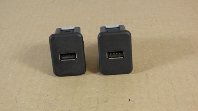 Вхід роз'єм usb оригінал 20928734 opel adam corsa e фото №1