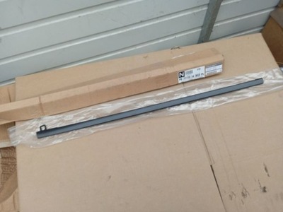 Nissan leaf молдинг двері права задня задня oryg. фото №1