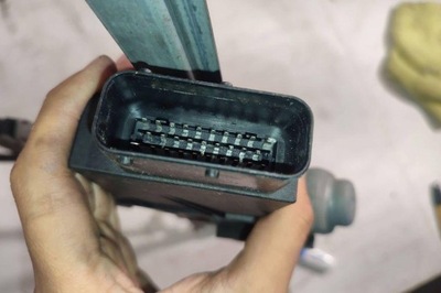 Подъемник стекло правых передних дверь renault espace iv jk0/1_ 116094 фото №1