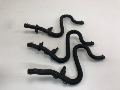 Трубка шланг пального vw caddy iii рестайлінг  2.0 tdi 1k0130307bc фото №1