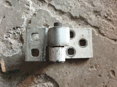 Atego axor 2 петля дверь правый kpl oem фото №1