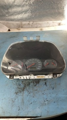 Лічильник volvo s40 1.9dci 97r фото №1