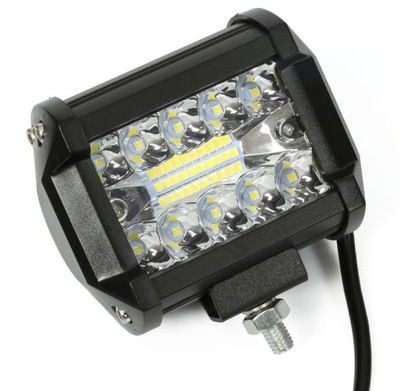 FARO EN FUNCIONAMIENTO LB60W-3030 CREE LIGHT BAR PROSTOKATN  