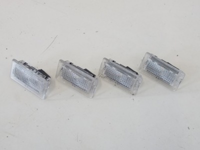 Лампа освітлення led оббивка обшивка двері i багажника tesla 3 s x фото №1