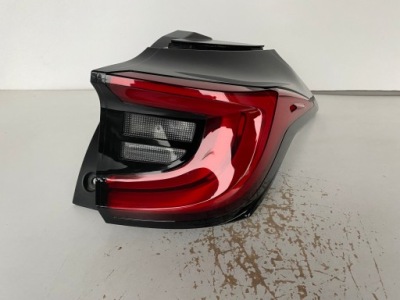 Фара правый  задняя toyota yaris iv 20- led фото №1