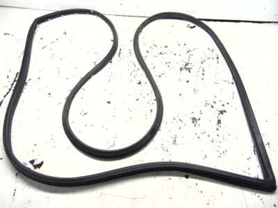 Прокладка двері лівий перед mitsubishi pajero iv 3d фото №1