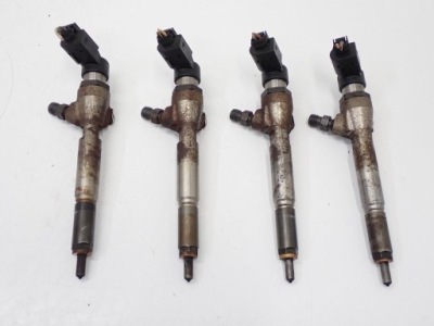 Форсунки комплект h8200294788 renault megane ii scenic ii 1.5 dci 07r фото №1