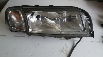 VOLVO S80 I LAMP FRONT RIGHT 8484242 89002808  