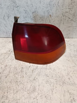 Лампа задня права honda civic vi sedan оригінал фото №1