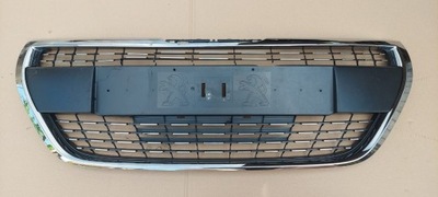 Решётка радиатора решётка радиатора peugeot 208 15-19 9810535677 фото №1
