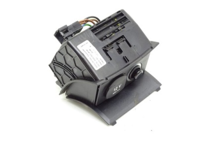 Прикурювач роз'єм mercedes s w222 a2228200609 фото №1