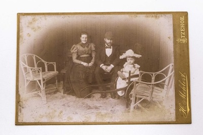 STARA FOTOGRAFIA - ZDJĘCIE RODZINNE, ATELIER ITZEHOE 1898