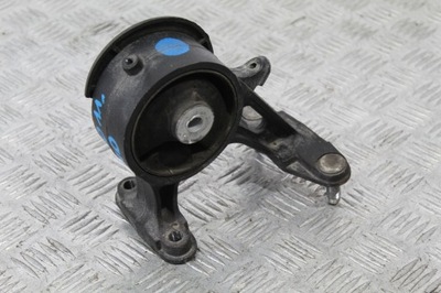 Кронштейн подушка двигателя toyota verso 09- фото №1