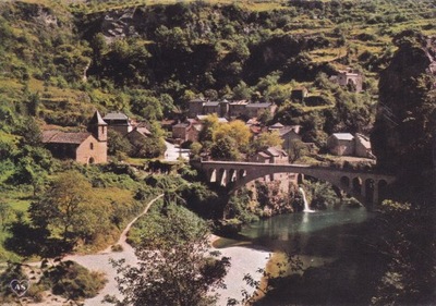 FRANCJA - ST CHELY DU TARN - MOST - KOŚCIÓŁ