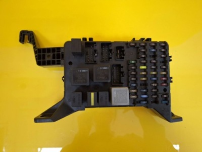 Коробка предохранителей ford mondeo mk 3 1s7t-14a073-ae nr29 фото №1
