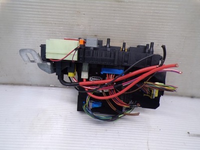 Модуль блок управления sam mercedes c w204 amg 2049001002 фото №1