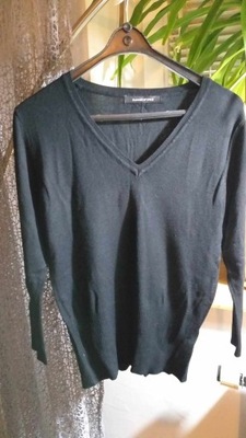 SWETER CZARNY CIENKI W SZPIC 38/40