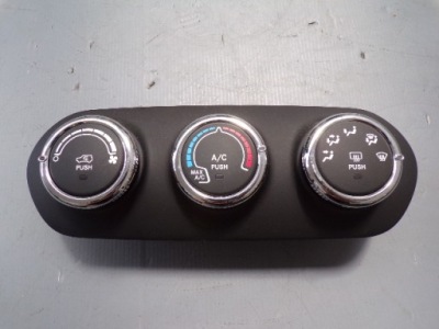 Панель обдув кондиціонера jeep renegade 2015r 07356377160 фото №1