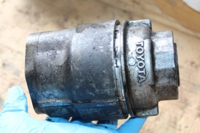 Основание корпус фильтра масла toyota 1ad 2ad фото №1