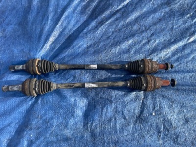 Volvo c30 s40 v50 c70 2.5t awd привідний вал задня задня 30651797 фото №1