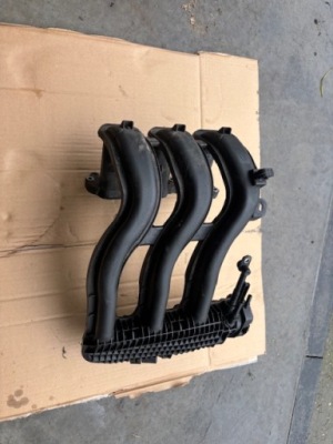 Колектор всмоктуючий повітря peugeot 208 i 1.2 vti 2012- оригінал фото №1